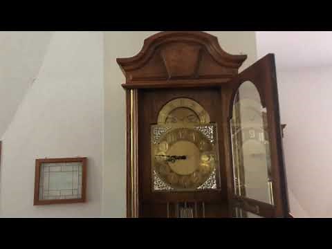 Rare Howard Miller Triple Chime 610-202 Grandfather Clock