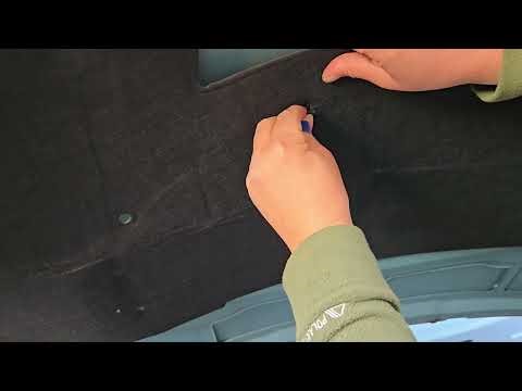 How To Replace Hood Insulation Pad on BMW E92 E90 E93 #bmw#e92#DIY#bimmer#e90