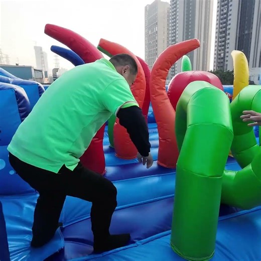 Immerse yourself in the ocean inflatable park #awesome #inflatablepark #inflatable #bouncycastle