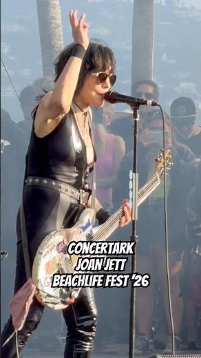 Joan Jett & The Blackhearts: Bad Reputation (clip 2/2) - Beachlife Fest Redondo Beach, CA 5/2/2026