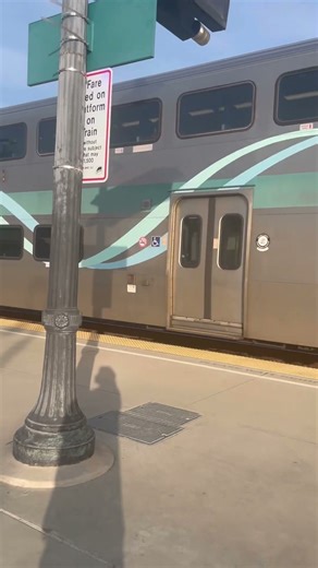 Metrolink f125 honking