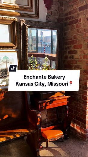 One of the most beautiful bakeries in Kansas City, Enchante on Main ✨ 3934 Main St, Kansas City, MO 64111📍 Enchanté was born from @tailleuronmain success as they outgrew their bakery. They offer a daily-changing feature menu featuring baked goods like cupcakes, croissants, macrons, and coffee, in the most beautiful space that will have you feeling like you’re in a french cafe abroad. 🥐🧁✨ #thingstodokansascity #kc #kcmo #kansascity #kcbakery #bakerykc #kc #kansascity #kcmo #kcbakery #kcsweets