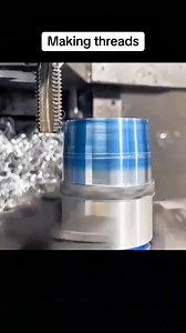 Making thread use manual lathe #lathe #manual #manuallathe #milling #cnc #cncmachine #reels #reelsfyp #reelsviral #viral #fyp #manufacture | Innovate Machining
