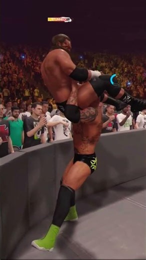 Batista vs Triple Hhh #wwe