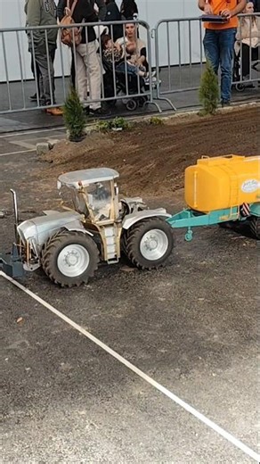RC Traktor Big Scale 1:8 @ Faszination Modellbau Friedrichshafen 2025