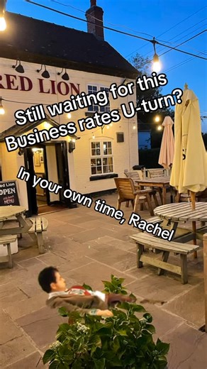 The Red Lion Pie Pub Hollington - theplaceforpies on Instagram: "Hospitality life. #theplace4pies #ashbourne #derby #fyp #weekendvibes"