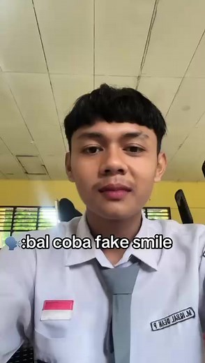 Coba Fake Smile dengan Filter Keren