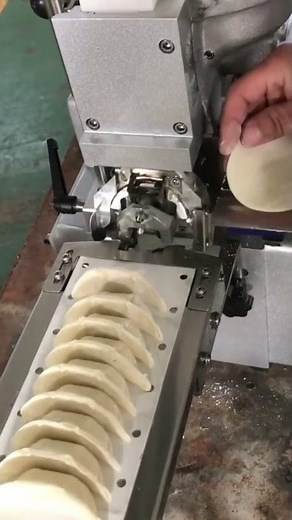 practical dumpling wrapper making machine with ground meat filling