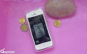 Amphibian per iPhone 5: la custodia subacquea ideale per le giornate in spiaggia | iSpazio Review