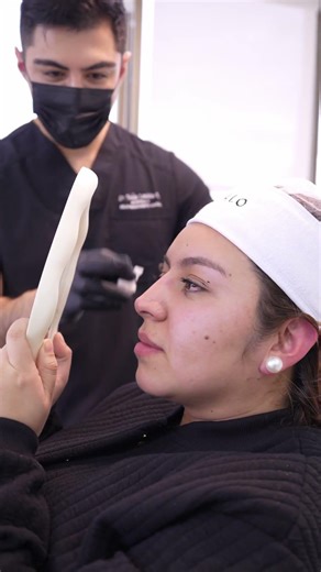 Dr Laucirica - Inyección Nariz - Clínica Cialo