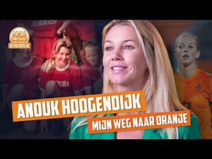 Anouk Hoogendijk: Haar carrière binnen en buiten het veld | ELFTALFOTO ⚽