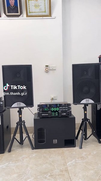 Những bộ âm thanh đẹp mạnh mẽ . #jhaudio #karaokegiare #thietbikaraoke #livehighlights