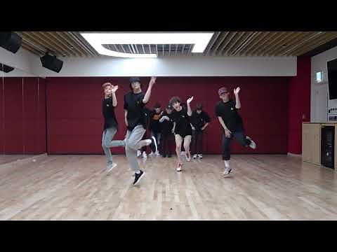 Stray Kids 'Awkward Silence' - Dance Practice Mirrored