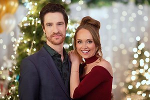 Stream It Or Skip It: ‘My Christmas Guide’ on Hallmark Movies & Mysteries, Where A Guide Dog Might Lead Two Lonely Hearts To Romance