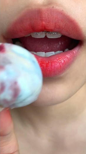 asmr ICE CREAM eating sounds