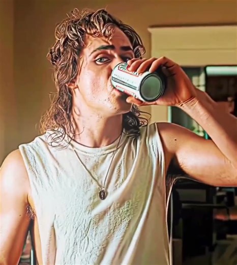 Who is the best stranger things character 🥷💀 #shorts #strangerthings