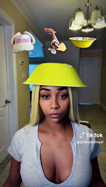 Join Pinkydoll's Fun Game Adventure