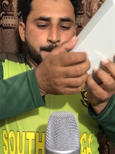 ASMR Unboxing Experience of My New Phone