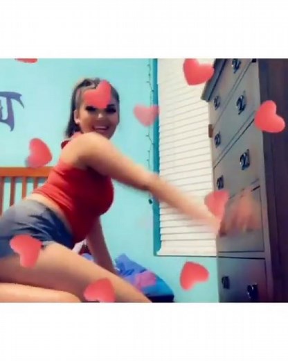 Thicc Latina Girls Twerking On Each Other 😜 | @s.elenaa__
