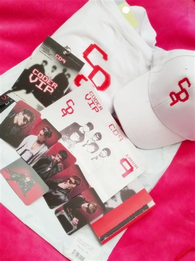 Unboxing del Kit Coder VIP: ¡Descubre Todo!