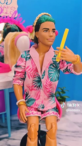 Barbie Hair Salon Playset #barbie #barbiehairsalon #barbieplayset #barbieunboxing