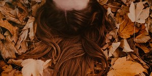 The best anti-frizz hair serums