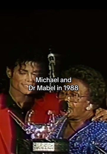 Michael Jackson receives UNCF Frederick D. Patterson Award (1988)