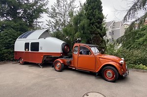 Citroen 2CV "Dölüggs" Is a Custom Mini Truck Hauling a Camper Built From Scratch