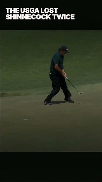 Phil hit a moving ball at the U.S. Open #philmickelson #usopen #golf