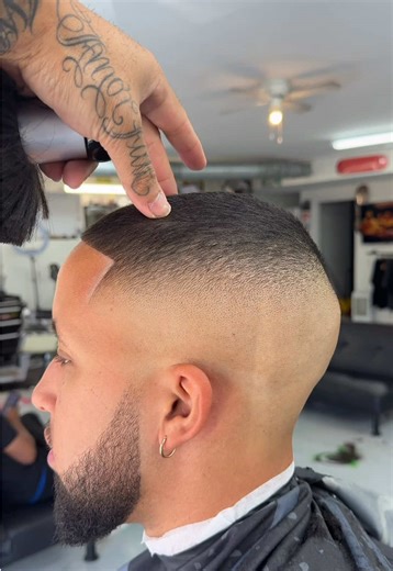 💈 Phoenix is live. The Cut List highlights barbers known for consistency, professionalism, and real results. More professionals being added now. #phoenix #thecutlist #thecutlistglobal #thecutlistofficial #barbers