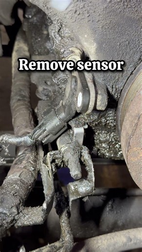 Crankshaft position sensor isn’t easy to find #oneeyedgarage #autorepair #enginerepair #garage #f150