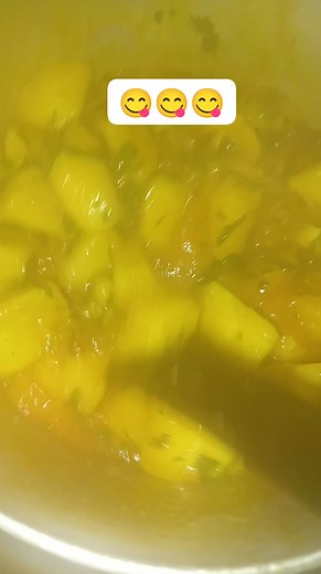 Mama Emeka the hand that arranges food to normal😂❤😋 #food #porridgeyam #highlights #everyone | Anastesia Nneka Anosike