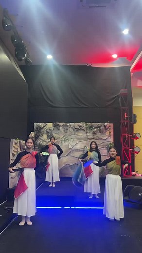 Tambourine Pattern Song: Praise Dance for Jesus