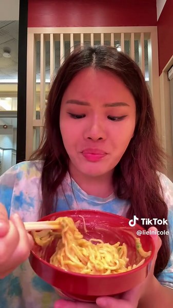 Savoring Uni Dry Ramen at Sushiro