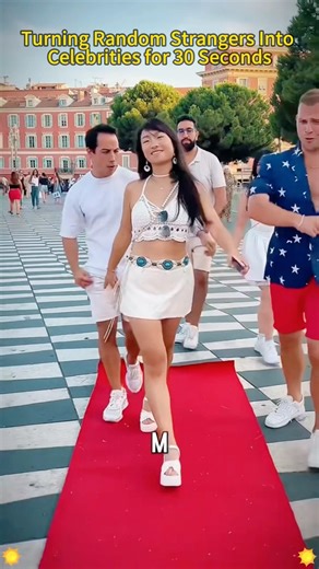 Turning Random Strangers Into Runway Models for 10 Seconds.#runwaychallenge#modelwalk