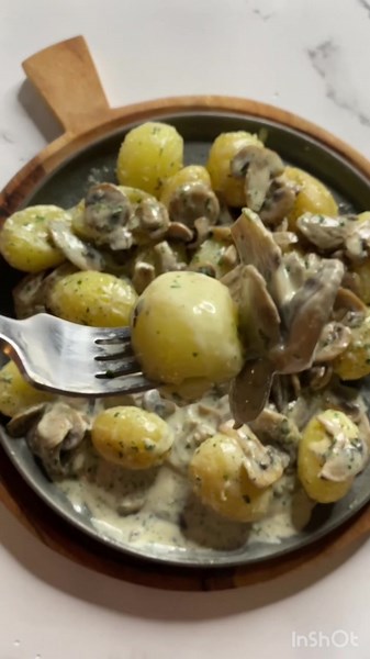 Patate Panna e Funghi in Padella: Ricetta Veloce