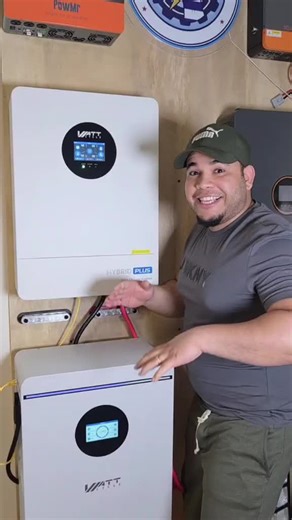 ⚡ Potencia extrema para sistemas exigentes ⚡ Inversor WattCycle de 12,000W 🔋 diseñado para hogares y negocios que necesitan energía sin límites. ✅ 12,000W de potencia continua ✅ Hasta 18,000W de entrada solar ☀️ (máximo aprovechamiento) ✅ Onda sinusoidal pura (protege tus equipos) ✅ Compatible con sistemas de alto voltaje ✅ Ideal para aires acondicionados, neveras, herramientas y más 💡 Energía potente, eficiente y siempre disponible. ⚡ Extreme power for demanding systems ⚡ WattCycle 12,000W in