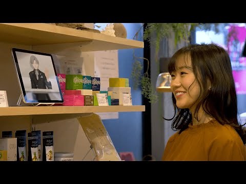 【AVACOM】アバターによる小売店での接客DX