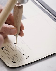 23K views · 340 reactions | Drawing from the late 1990s of the Fendi archive, the new Simply Fendi bag is crafted in a soft new leather with a glossy finish and completed with a tone-on-tone FF buckle. Discover the #FendiFW24 collection in boutiques and at Fendi.com. | Fendi | Facebook