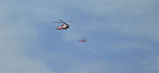 LAFD AW139s - 2, 3, and 5, - fighting the Bethany fire in Burbank alongside ground crews 🌹 #lafd #aw139 #helicopter #helicopters #firefighter #firefighting #wildfire