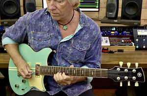 A Guitarist’s Guide to Major and Minor Pentatonic Scales - Yamaha Music