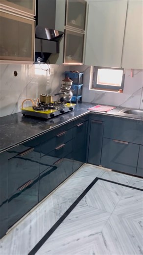 Modern Kitchen Design 😍 Rose Gold Profile+Acrylic FinishInnotechSetup#modrenkitchen # livingkitchen