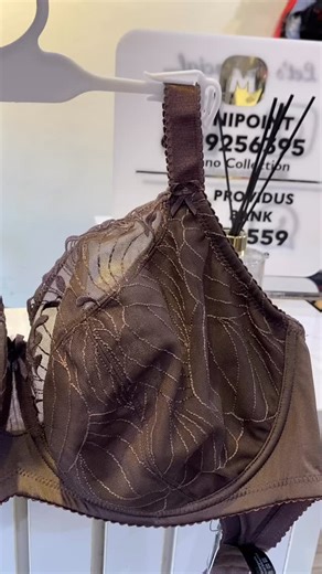 Dabenocollection | Bra, panties, Pyjamas & men briefs on Instagram: "Shop Bacall full cup none padded bra! Available size: 34F🚫, 38E Price: 30,000 📍NO 4 AKINSANYA OJODU 07032239998 HOW TO PLACE YOUR ORDERS! 1,) You can shop on our WEBSITE it’s well discounts there 😉 2,) you can DM or place your orders 3,) you can click on any of the WHATSAPP link in our bio to place your orders (4,) Walk into our store @No4 Akinsanya Ojodu #dabenocollection"