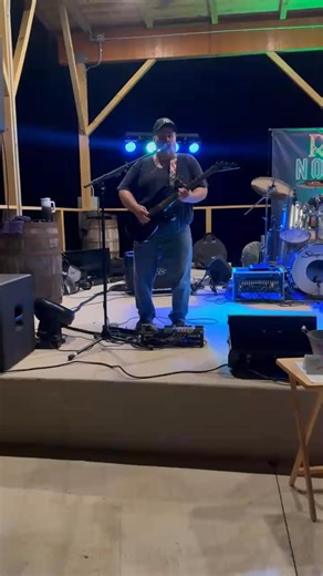 🎥 Another good one from last night! The vibe was just right, the crowd was into it, and the band was firing on all cylinders. Turn up the volume and enjoy a little more of that Radio Nowhere magic from LKN Brewery! 🎸🔥 #RadioNowhereBand #LiveFromLKN #OneMoreFromTheBrewery #GoodTimesGreatTunes | Radio Nowhere Band