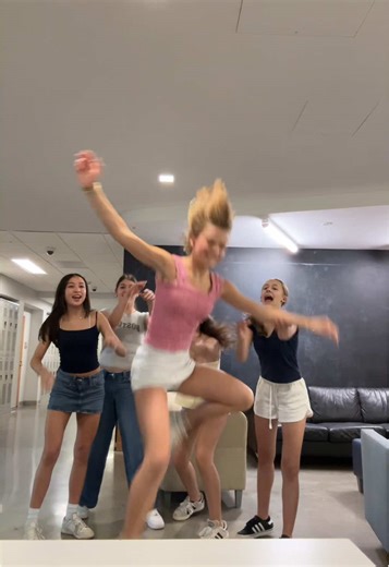 Dance Moves Inspired by the Fire Aura