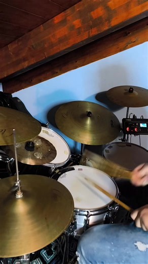 Pino Daniele Cover: Acoustic Drums Performance