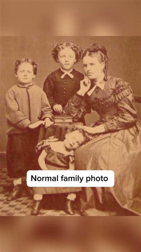 Photos with disturbing backstories 😧🫣 # #creepypictures #hauntingimages #shorts