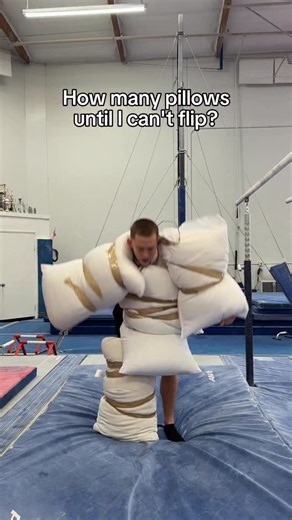 How many @lagoonsleep pillows until I can’t flip anymore? Get 15% off with code IAN at lagoonsleep.com 💤💤 #gymnastics #gymnast #sports #olympics #lagoonsleep #sleep # pillow | Ian Gunther