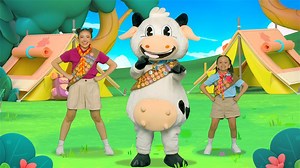 🎤 “Soy Una Serpiente", que anda por el bosque, buscando una parte de su cola... 🎶 ¡Sí, amiguitos! Prepárense para mover el cuerpo, sacudir la colita y cantar a todo pulmón esta canción.🐍🐮 #LaVacaLola #Serpiente #ToyCantando #SoyUnaSerpiente #CancionesInfantiles #MusicaInfantil | La Vaca Lola