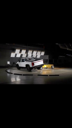 Heres our realtime compilation of the BYD Shark 6 crash tests. | Auto Play